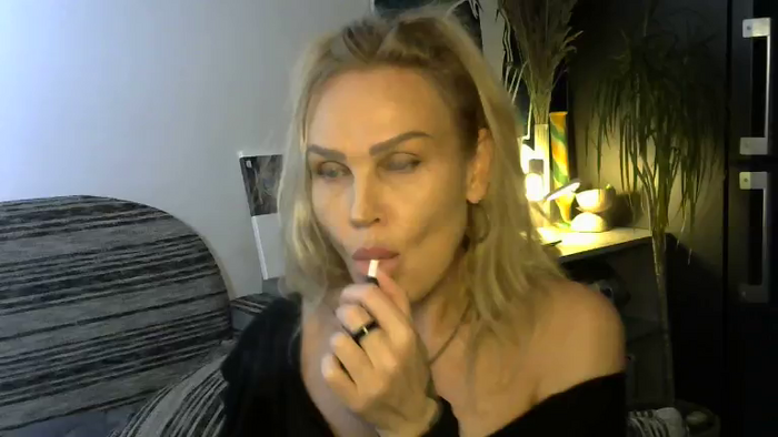 Evie_Paige