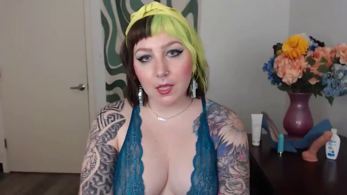 JadeDahlia