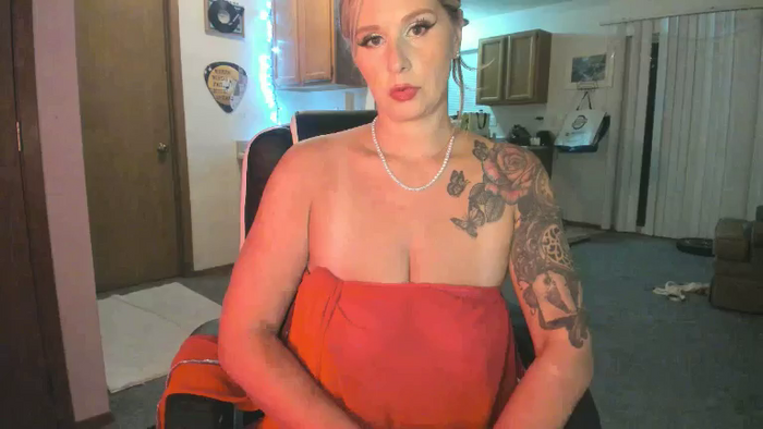 Hottyhousewife18