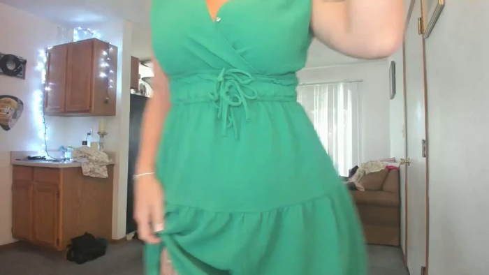 Hottyhousewife18