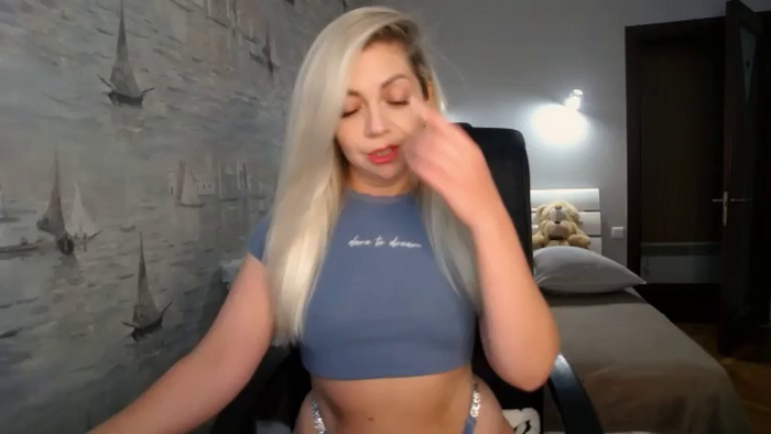 Nichole_Hill