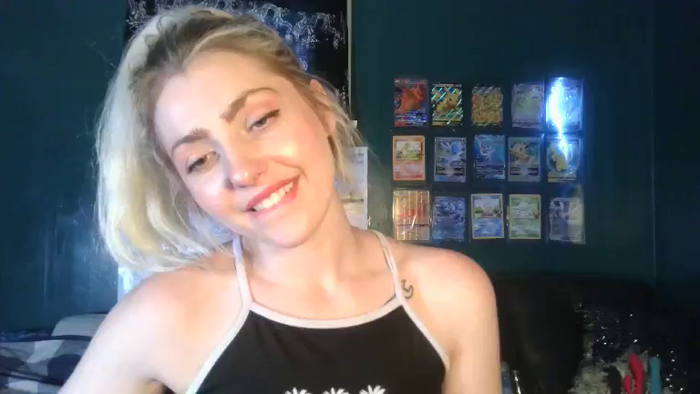 AlexMarieXOXO