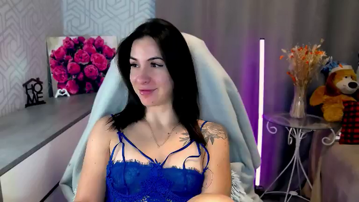 MeganNaughtyy