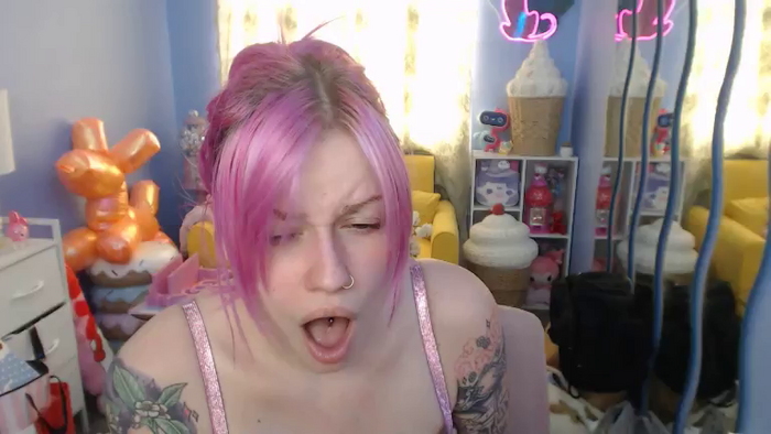 Angelina_Glass