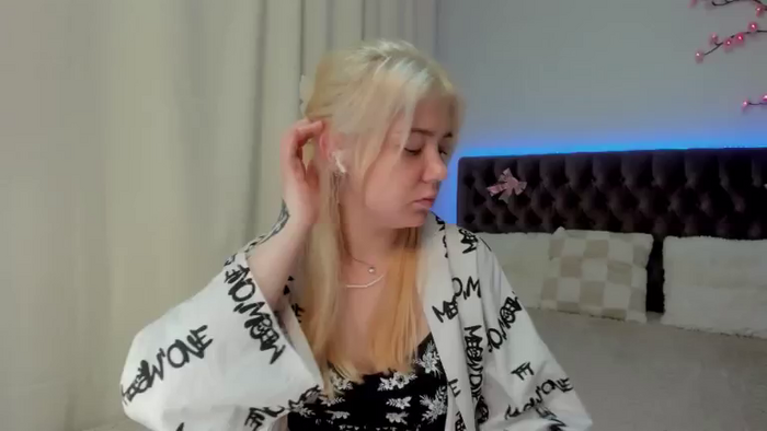 EllaMyerss