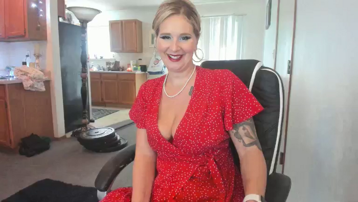 Hottyhousewife18