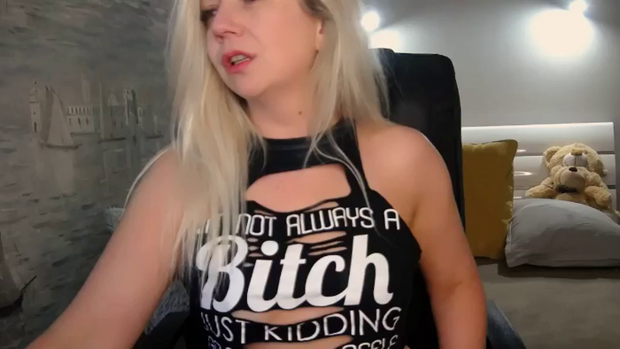 Nichole_Hill