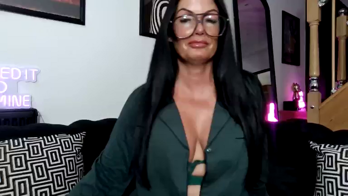 BellaVixen23