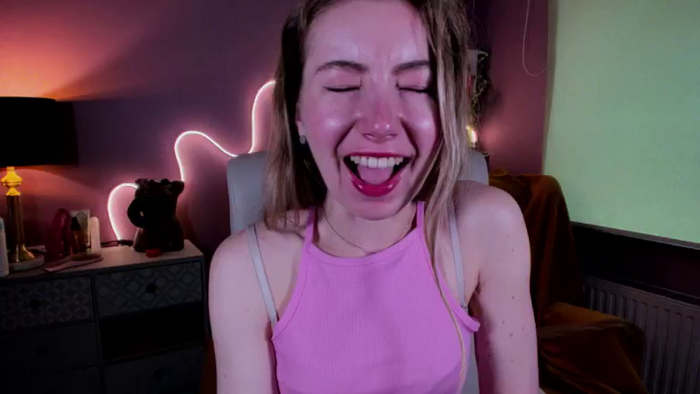 MiaxLoveQueen