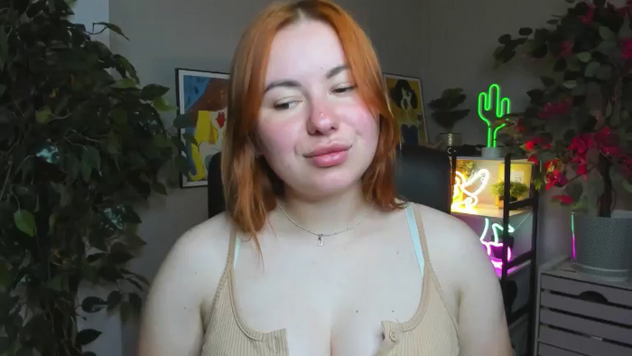 hotLaylaStar
