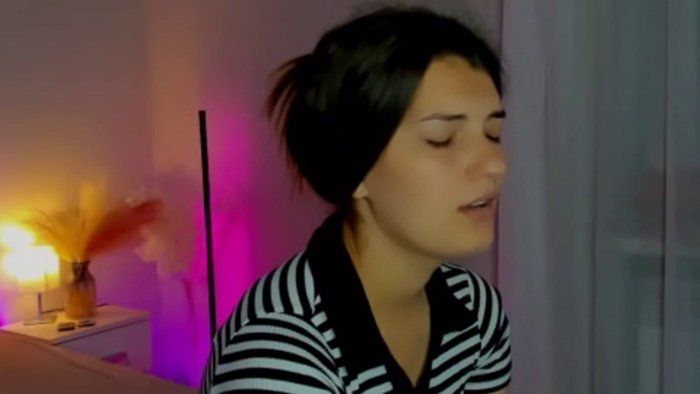 LauraLeee