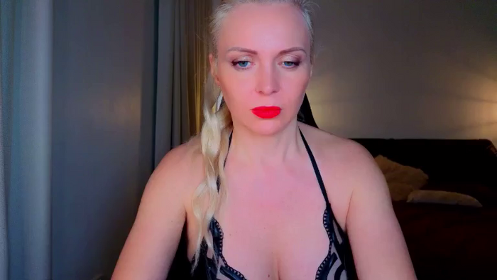 MsLindsayDevis