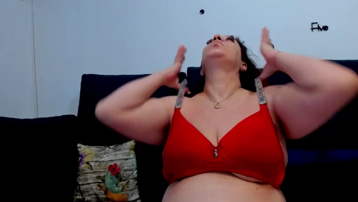 VanessaSquirttt