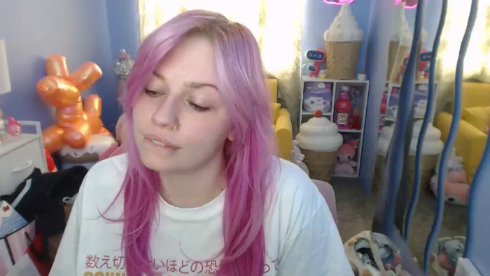 Angelina_Glass