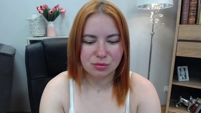 hotLaylaStar