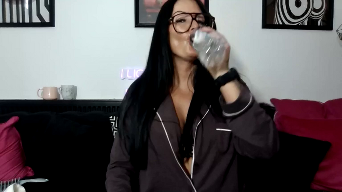 BellaVixen23