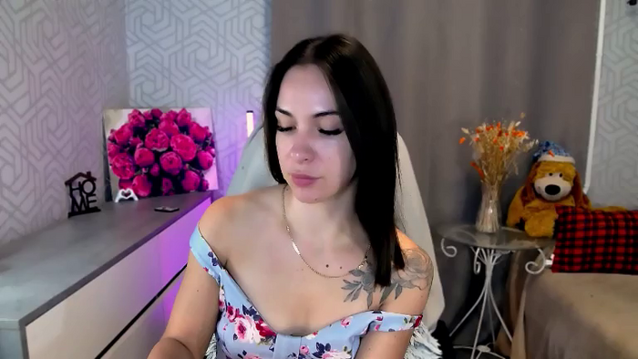 MeganNaughtyy