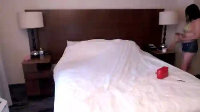 2025/08/11/streamate-leemadison-18-08-03