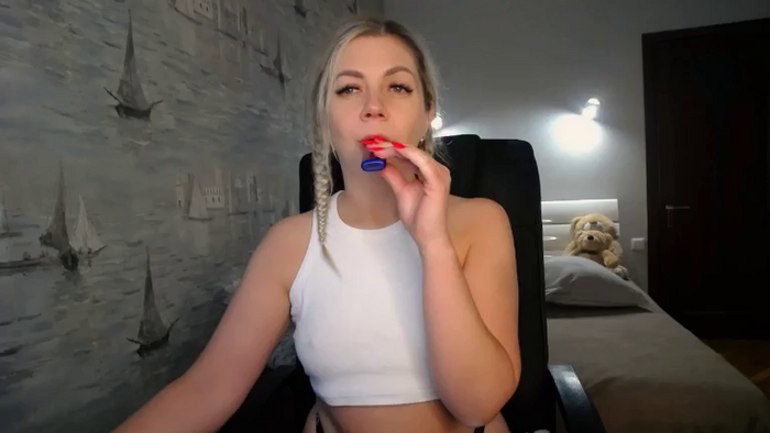 Nichole_Hill