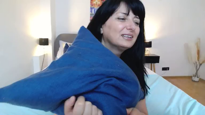 JASMEENE