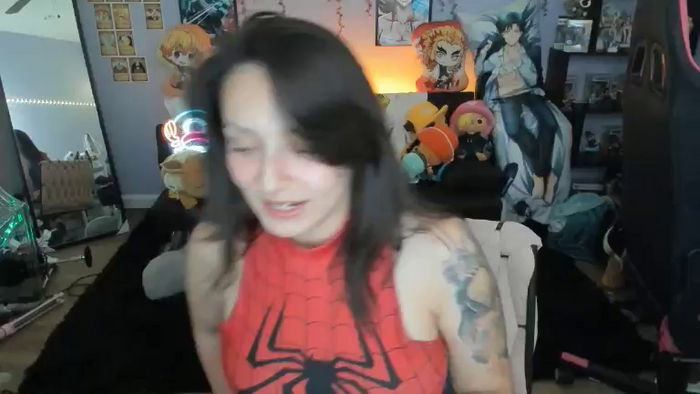 Alyx_Singer