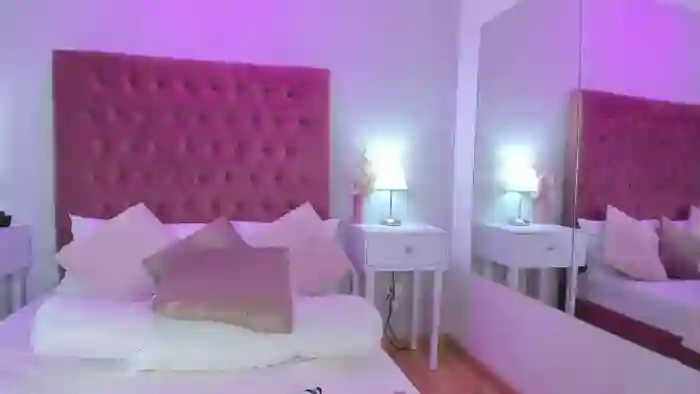 2025/08/13/streamate-meganchase-01-03-15