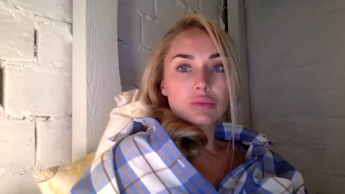 Tina_a