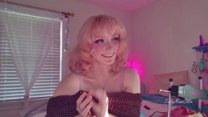 CurlyManeChloe