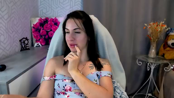 MeganNaughtyy