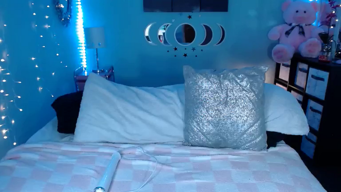 Lacey_Prescott