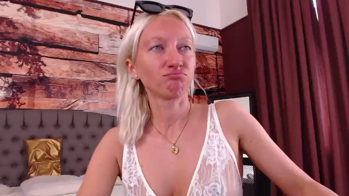 NatalieXBitton