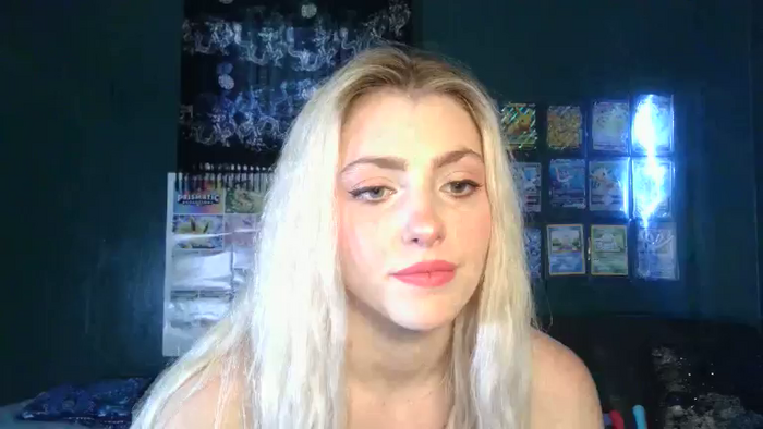 AlexMarieXOXO