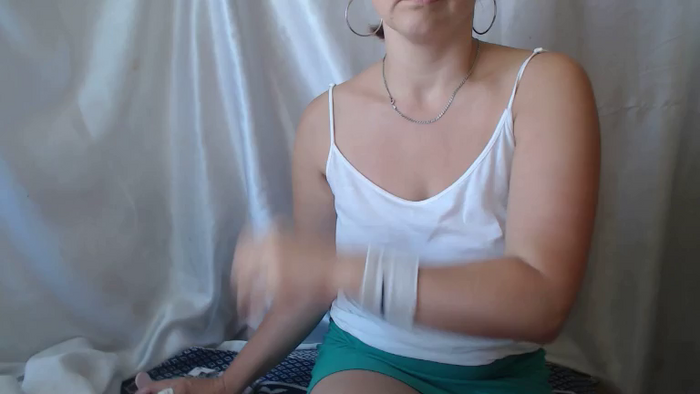 BettyGirlKiss