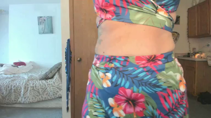 Hottyhousewife18