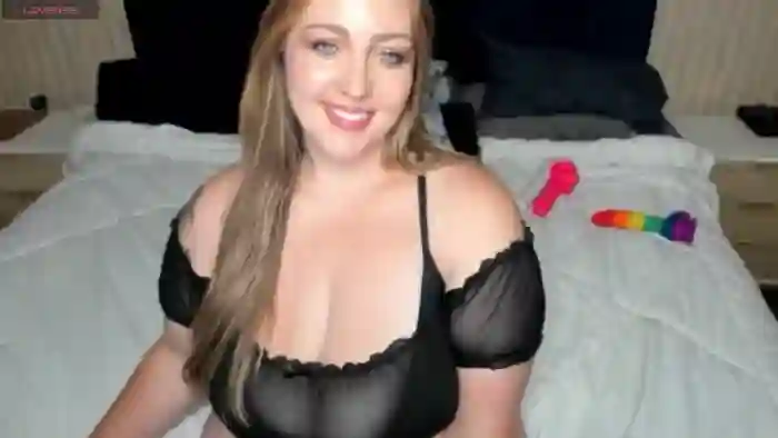 2025/08/17/streamate-queenbbw100-02-39-52