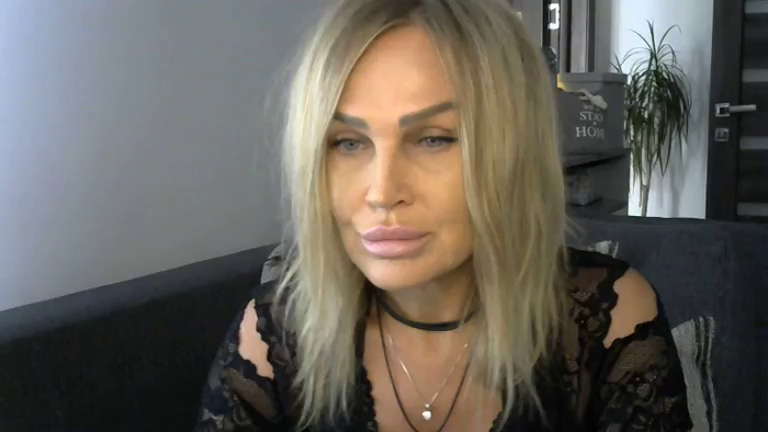 Evie_Paige