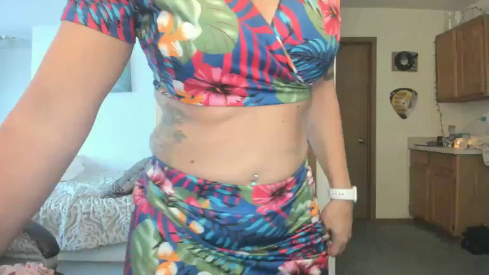 Hottyhousewife18