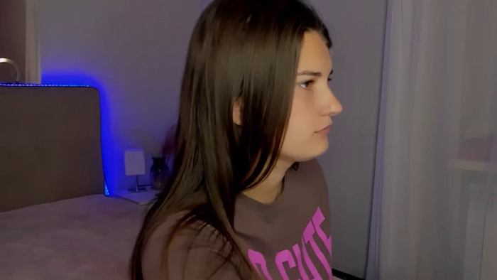 LauraLeee