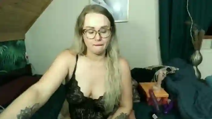 2025/08/18/streamate-milfjutha-20-52-24