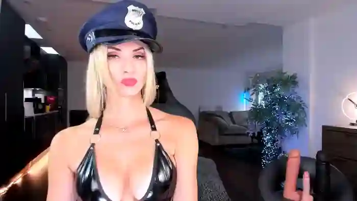 2025/08/19/streamate-elizabeth_gilbert-09-02-59