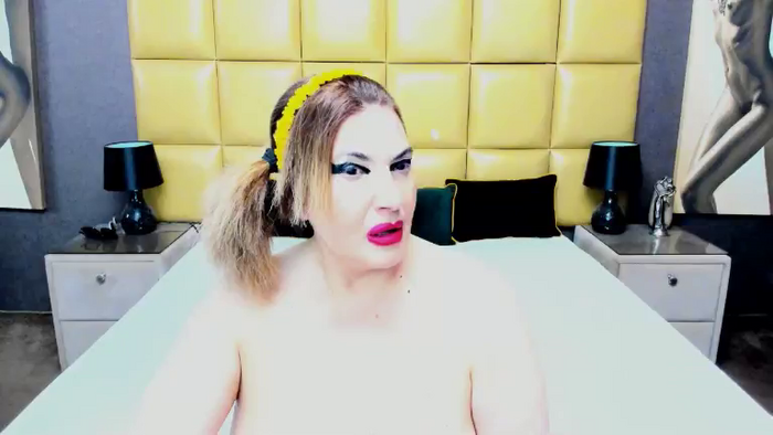 KiraLeila