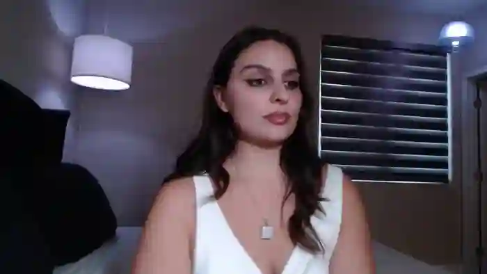 2025/08/19/streamate-luciaking-02-40-32