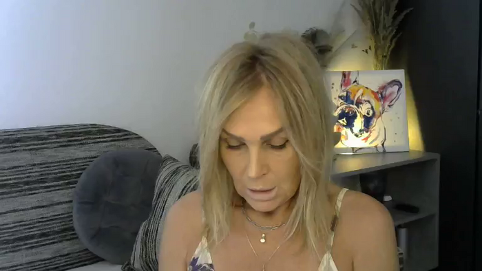 Evie_Paige