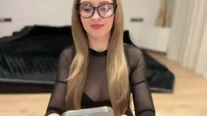 2025/08/21/streamate-cheri_lady-17-53-07