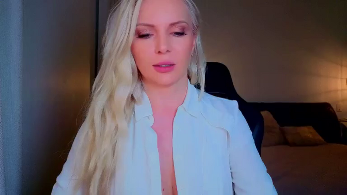 MsLindsayDevis
