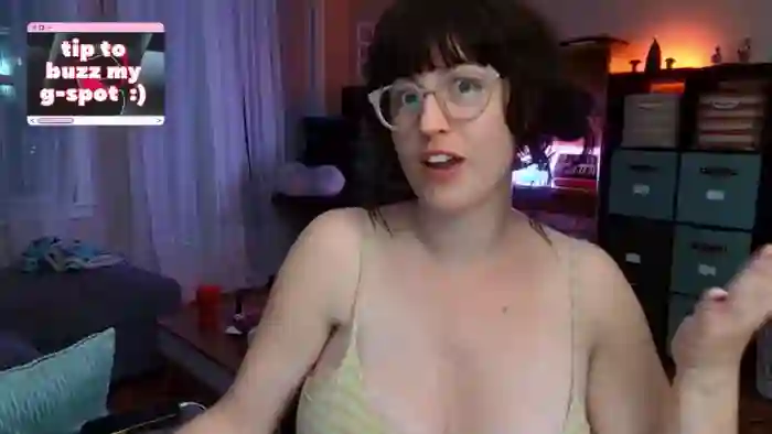 2025/08/21/streamate-veronicathunder-03-27-00