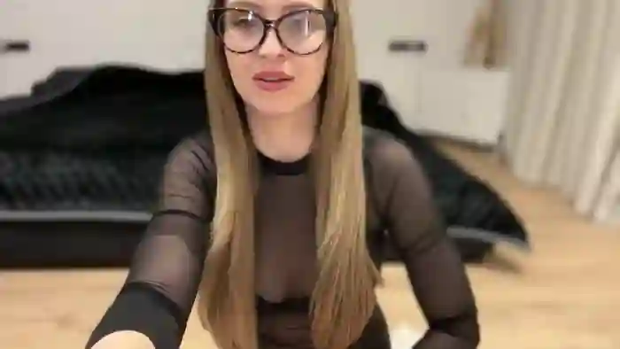 2025/08/22/streamate-cheri_lady-17-46-00