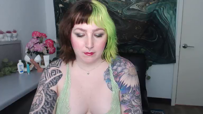 JadeDahlia