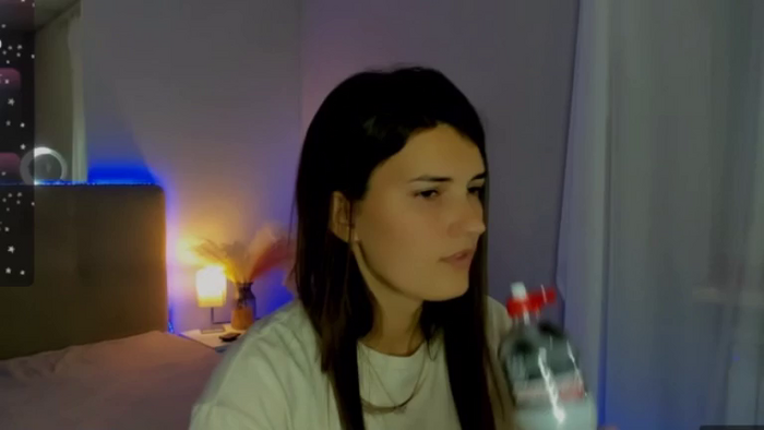 LauraLeee