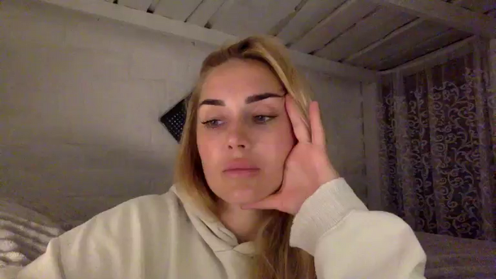 Tina_a